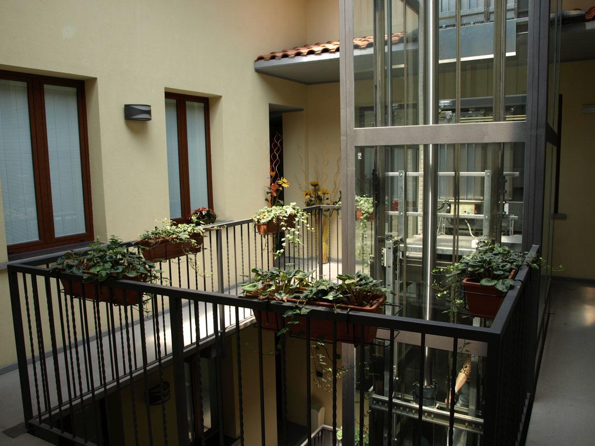 Hotel Karol Монца Екстериор снимка